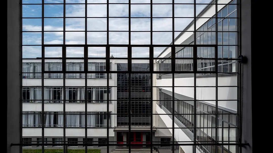 Transparent glass and frames, elements I like